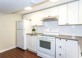 970-B Shamir Avenue, Ottawa, Ontario, Canada K1G 2T2, 2 Bedrooms Bedrooms, ,1 BathroomBathrooms,Multi-Family,For Rent - Lower Unit,Shamir Avenue,1017